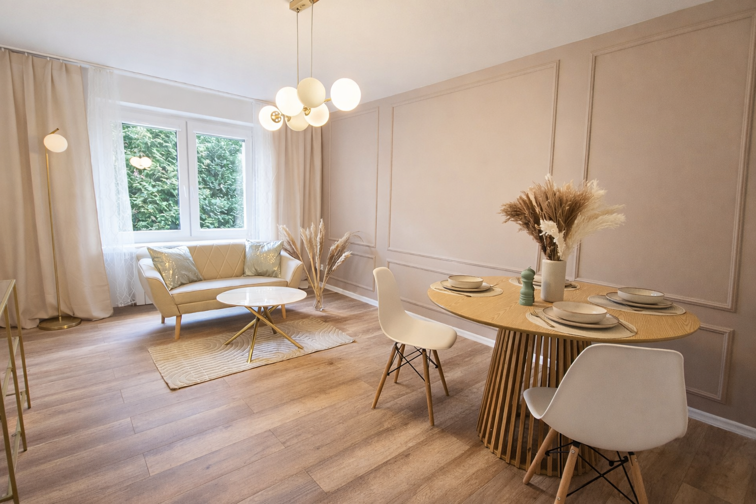 SALON SĄDOWA